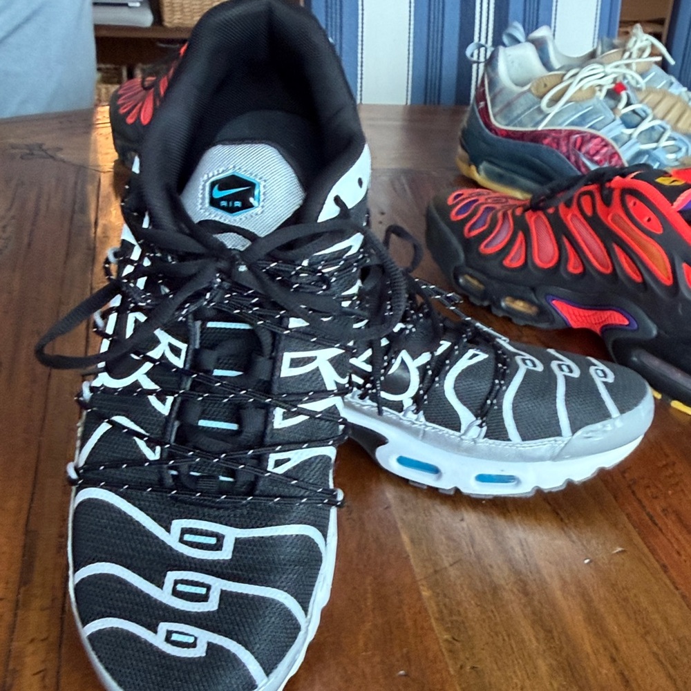 Black and White Athletic Sneakers - Picture 8 of 10